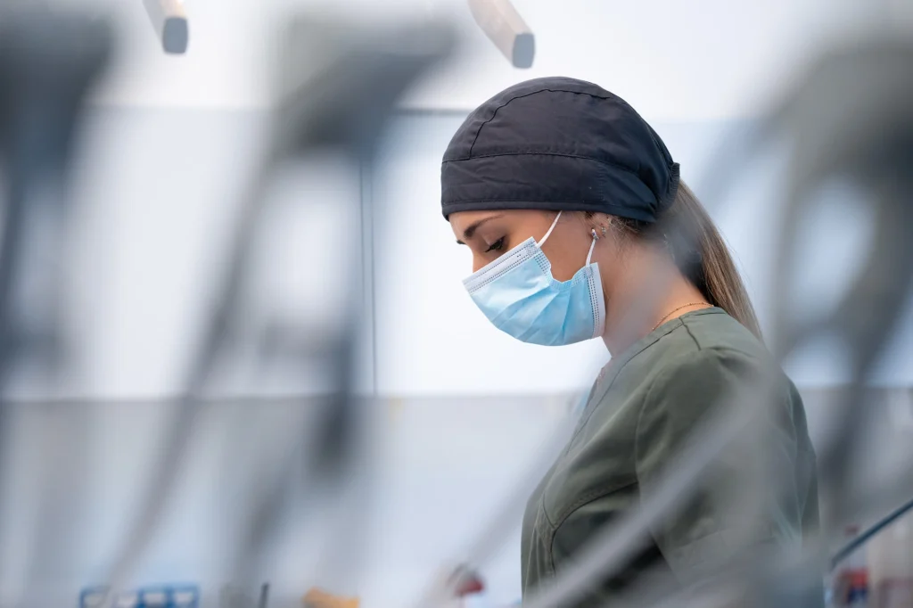 implantes-dentales-sin-tornillos