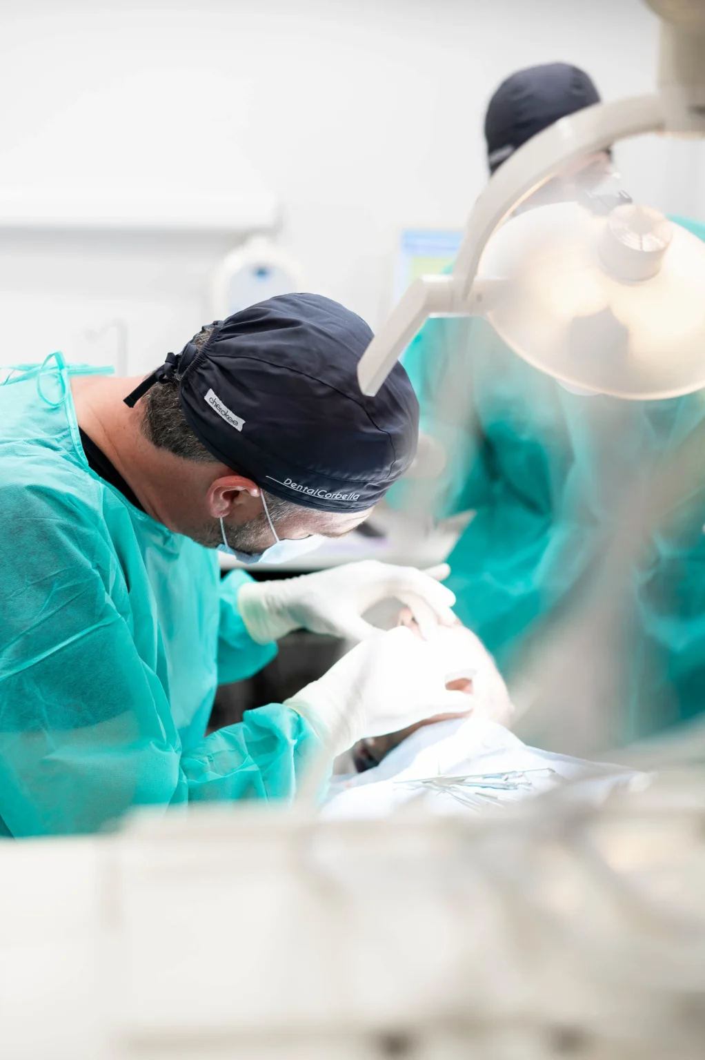 implantes-dentales-sin-tornillos