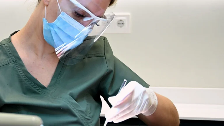 quitar-muelas-del-juicio